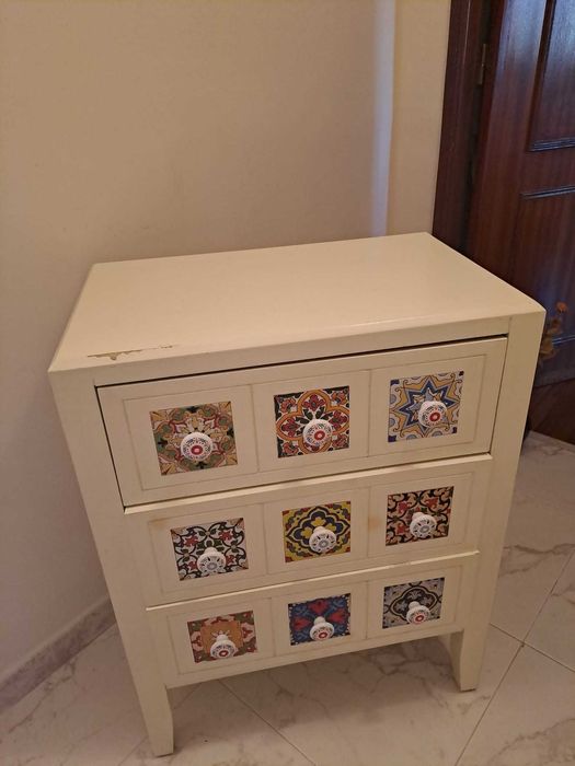 Móvel azulejo - VENDA