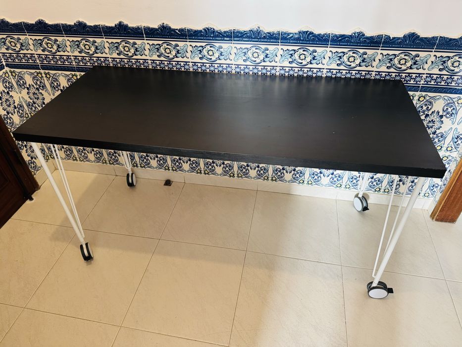 Secretária IKEA