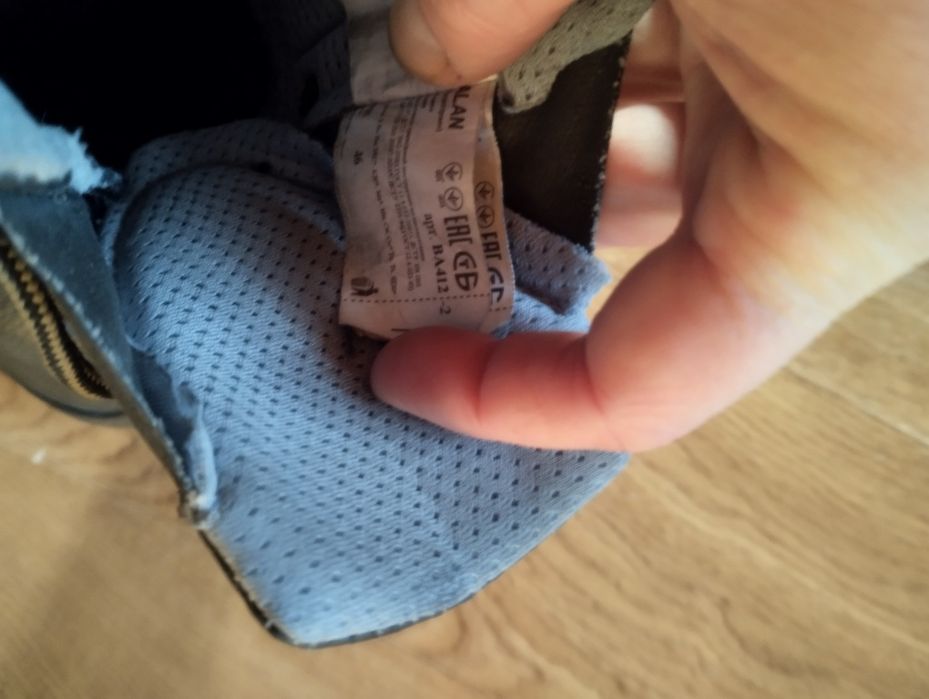 Продам рабочие ботинки