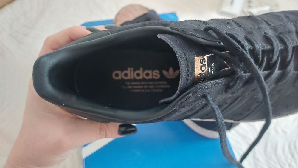 Ténis Adidas Superstar