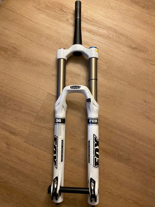 Fox Talas 36 140-180mm
