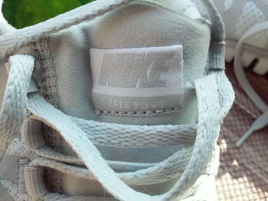 Ténis Nike, novos, brancos, alta qualidade T40 promoção