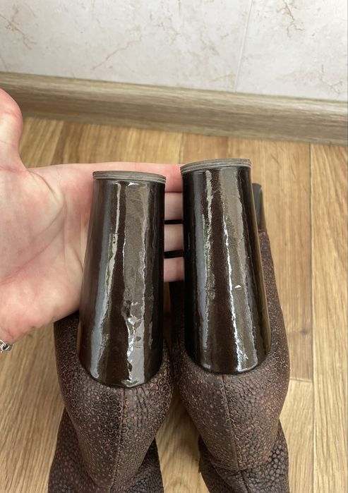 Демисезонные, кожаные сапоги FELLINI