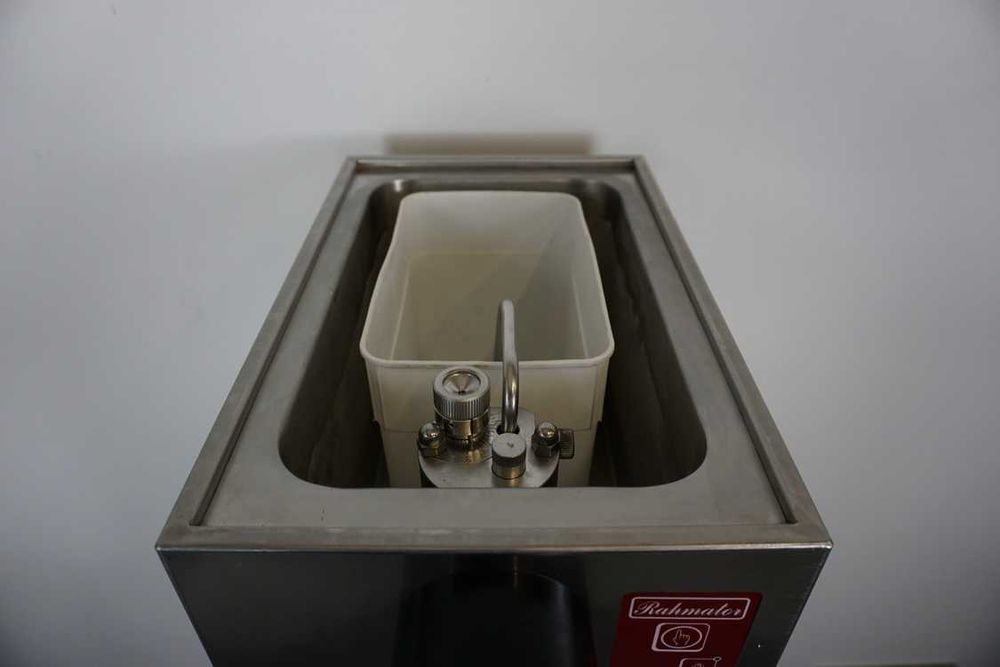 Automat Maszyna Śmietaniara Ubijaczka bitej śmietany Rahmator 5L a-132