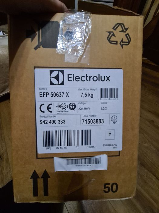 Витяжка Electrolux