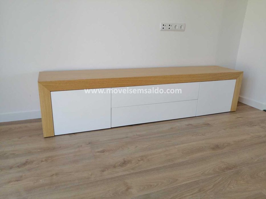 Base de Tv Lacadas ou Madeira - Fabricamos todas medidas e materiais
