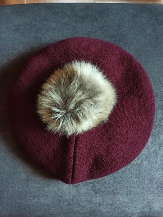 Beret /Czapka damska nowa bordo wino