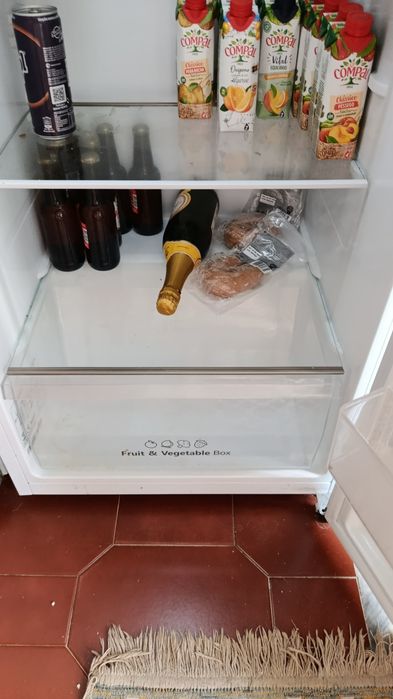 Vendo frigorífico bem estimado