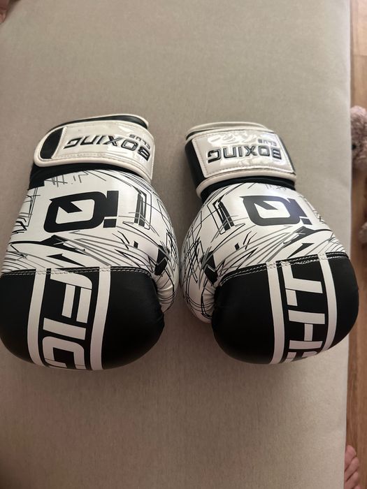 Sprzedam rękawice bokserskie 12 oz, 50 zł