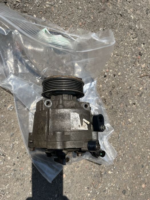 Компрессор кондиционера mitsubishi 7813A401