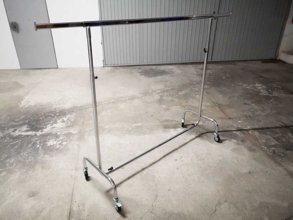 Charriot, porta cabides, expositor roupa