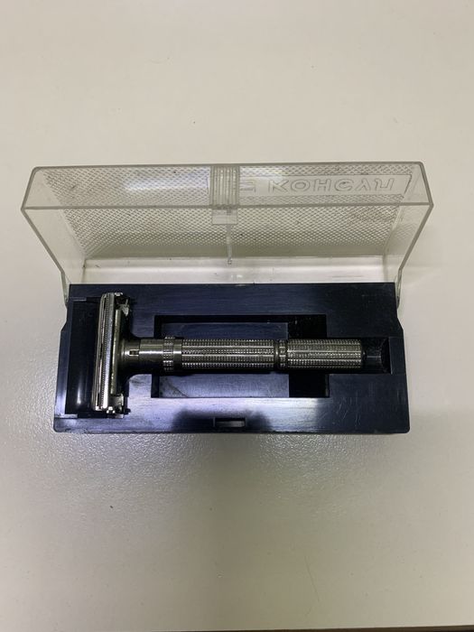 Станок бритвенный консул советский