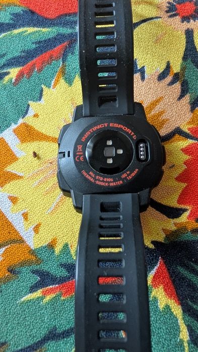 Garmin Instinct Esports