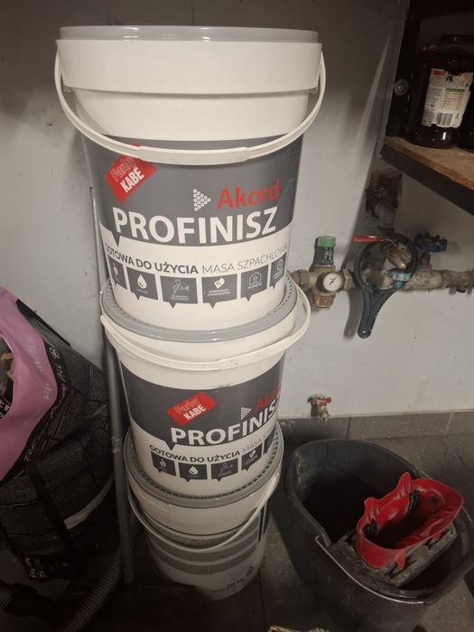 Gips profinisz kabe