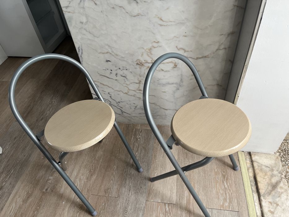 Conjunto, sofa, cama de casal, armario, bancos e candeeiros