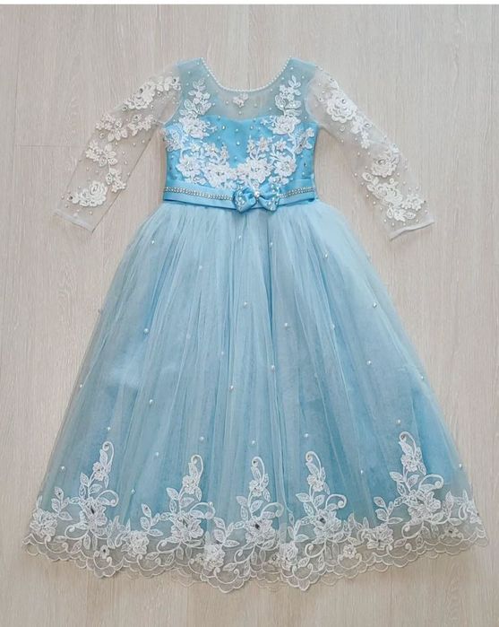 Нарядное платье, рост 128-140 см. Святкова сукня.