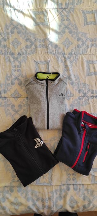 Casacos polares 3 Decathlon e H&M  12 anos