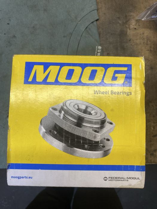 Передня маточина Опель Астра G, Зафіра А/Opel Astra G, Zafira A (1603208) Moog OP-WB-11088
