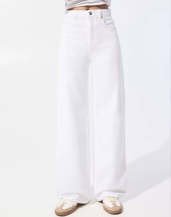 Білі джинси pull&bear
