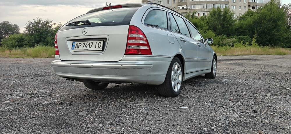 Mercedes-Benz C280