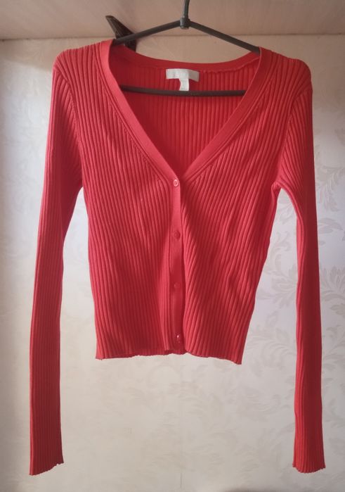 Брендова кофтинка