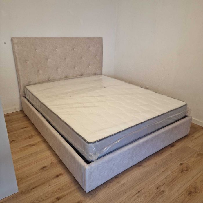 Camas de Casal Estofadas de Luxo 199€ Disp. em Várias Cores! 190x140m!