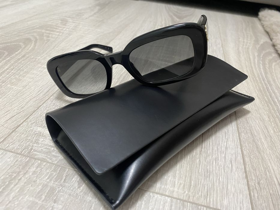 Saint laurent okulary przeciwsloneczne model SL M130