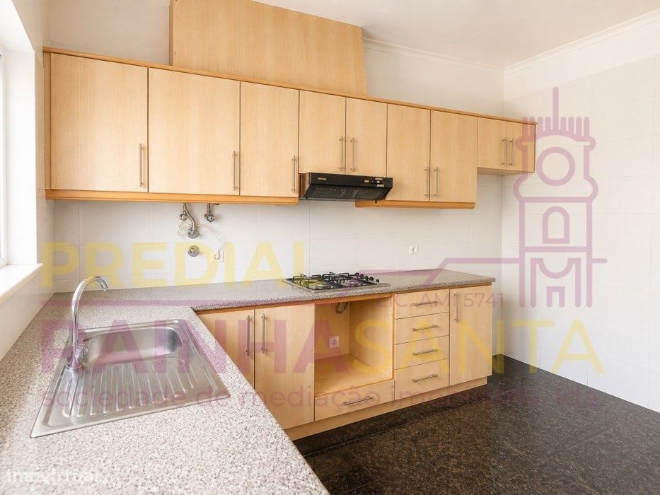 Apartamento T2 c/ garagem _ Coselhas
