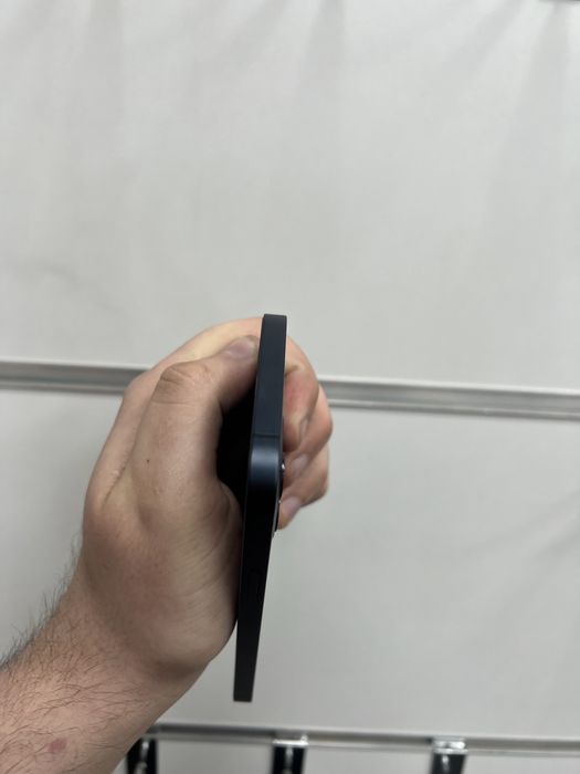 iPhone 12 128GB Black
