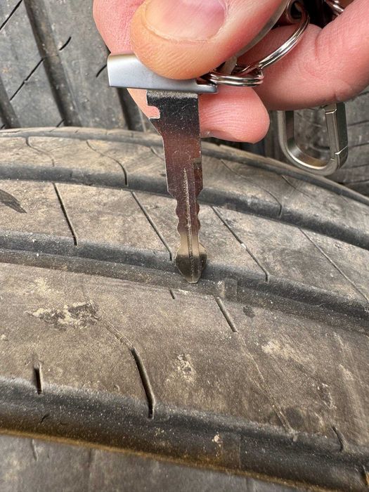 Продам літні шини GoodYear EfficientGrip 2 SUV (225/55R18 98V).