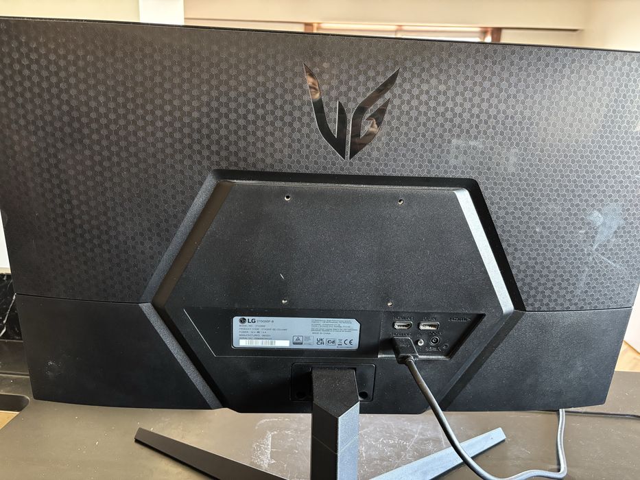 Monitor LG  Ultragear 27”