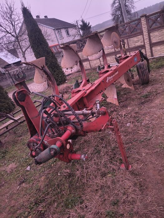 Pług  kverneland na resorze ed 85 ed 100