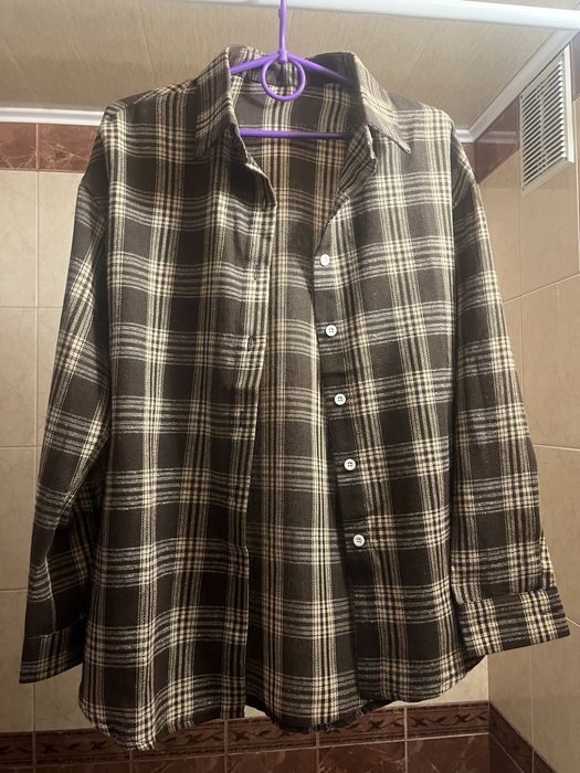 Женская клетчатая рубашка шоколадного цвета