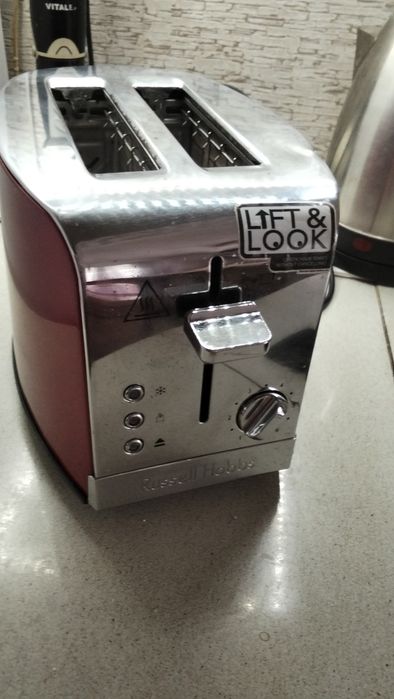 Тостер Russell Hobbs Jewels Ruby Red