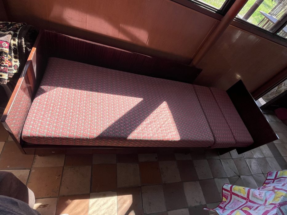 Кровать ліжко стіл тахта софа пенал шафа