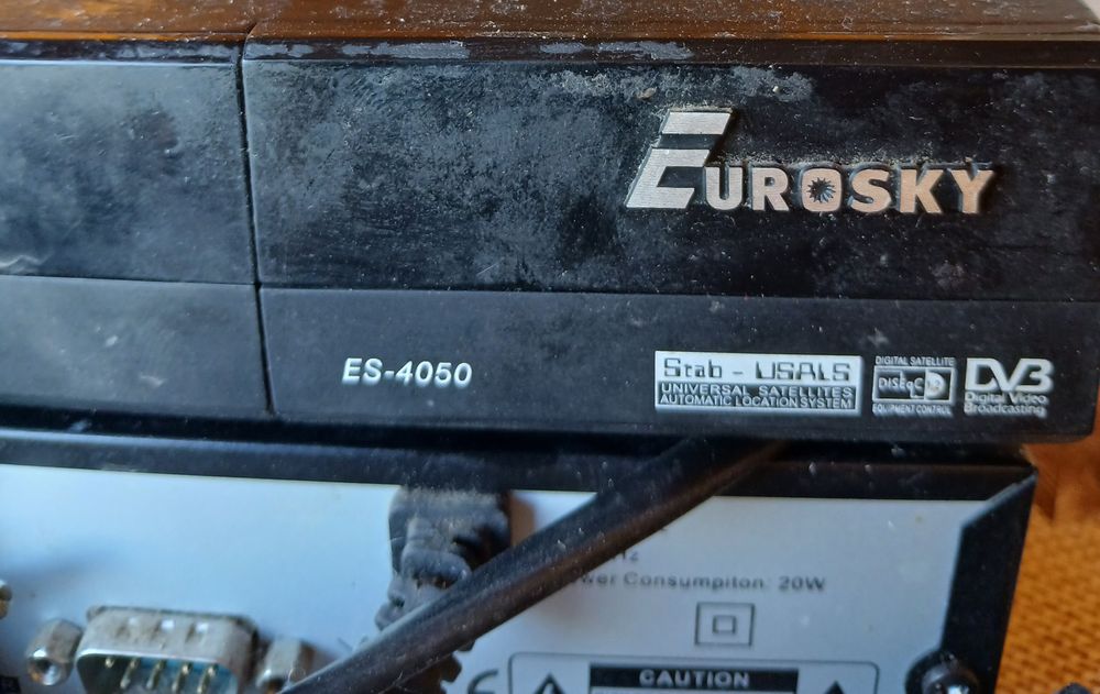 Продам супутниковий тв тюнер EUROSKY ES-4050