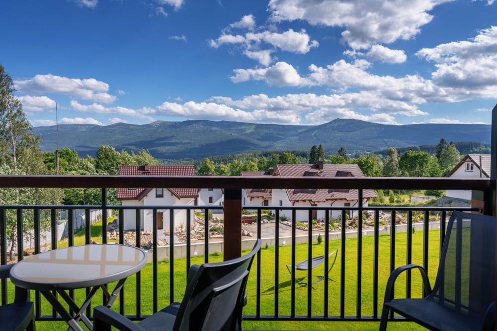 Domek nr 3 z widokiem na Góry Jacuzzi Szklarska Poręba ferie zimowe