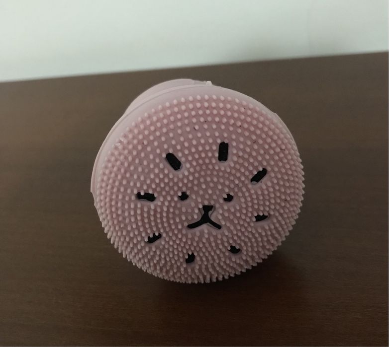 Kit de beleza e cuidados: escova facial, escova de baby hairs, gua sha