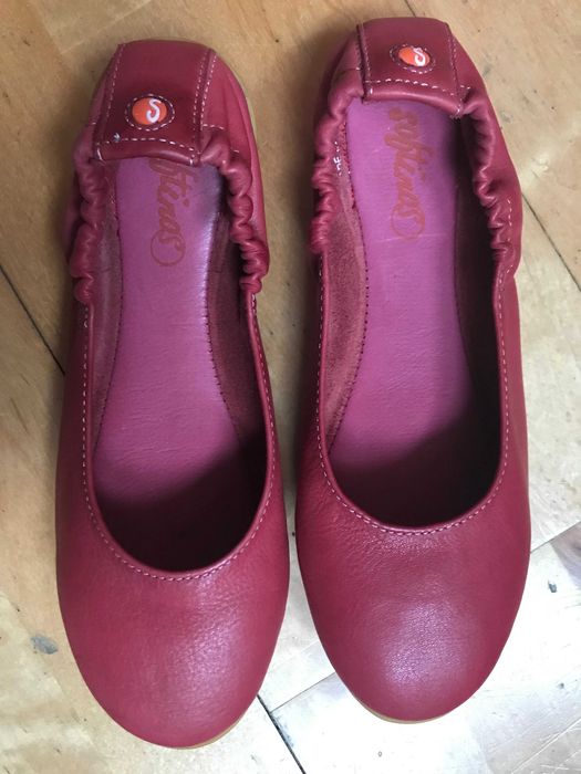 Elastyczne Baleriny Softinos nowe 36