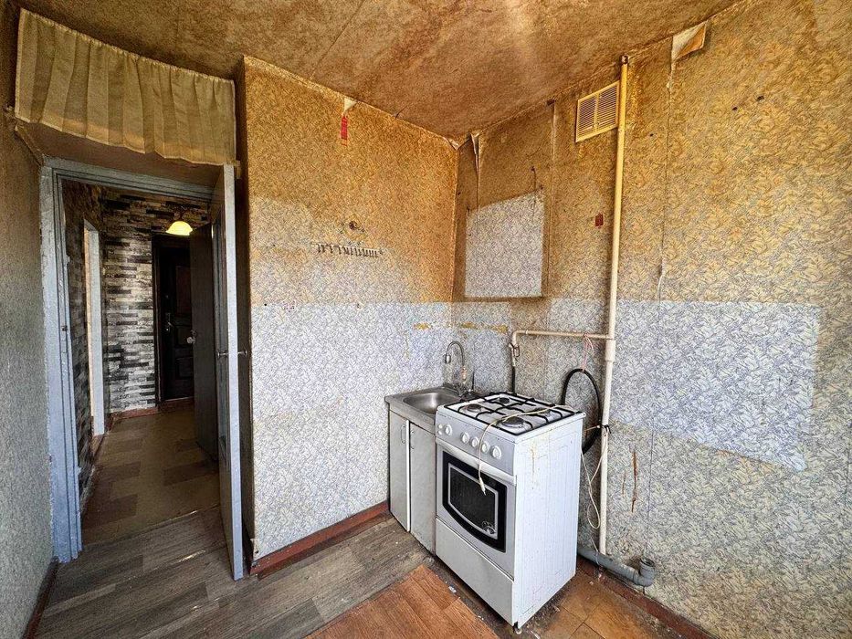 Продам 1 квартиру Тополь -2