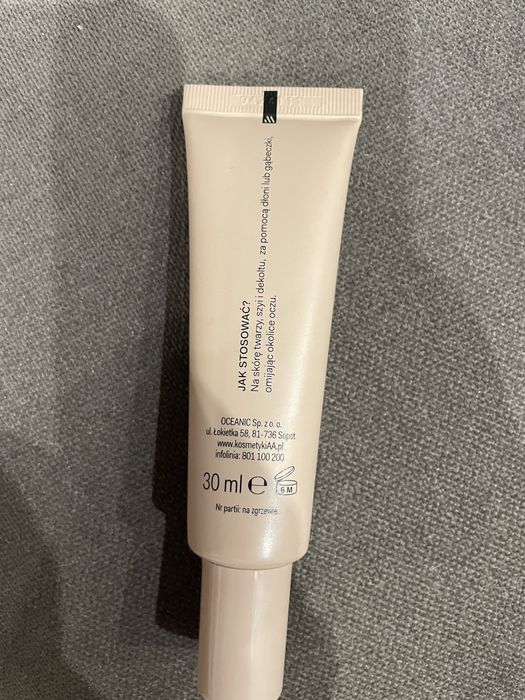 Podklad krem korygujacy cc z serii AA  laab light