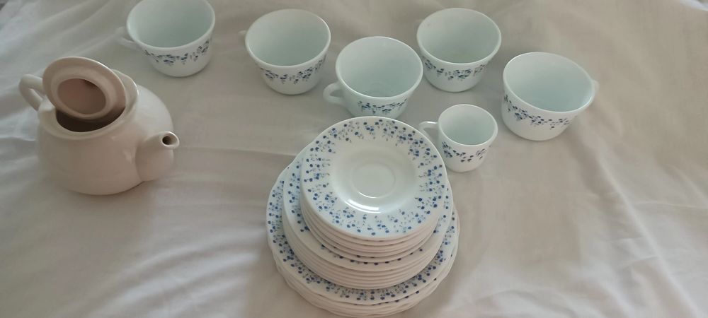 Loiça Harmonia (lavar na máquina) + oferta bule