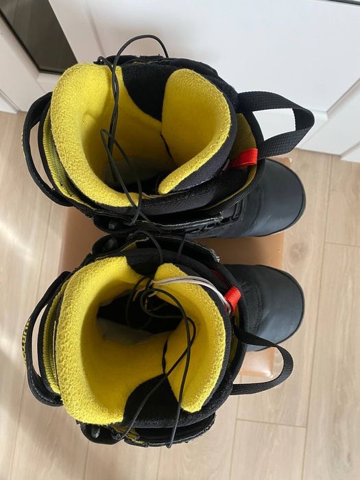 Продам сноубордичні черевики Burton Imperial