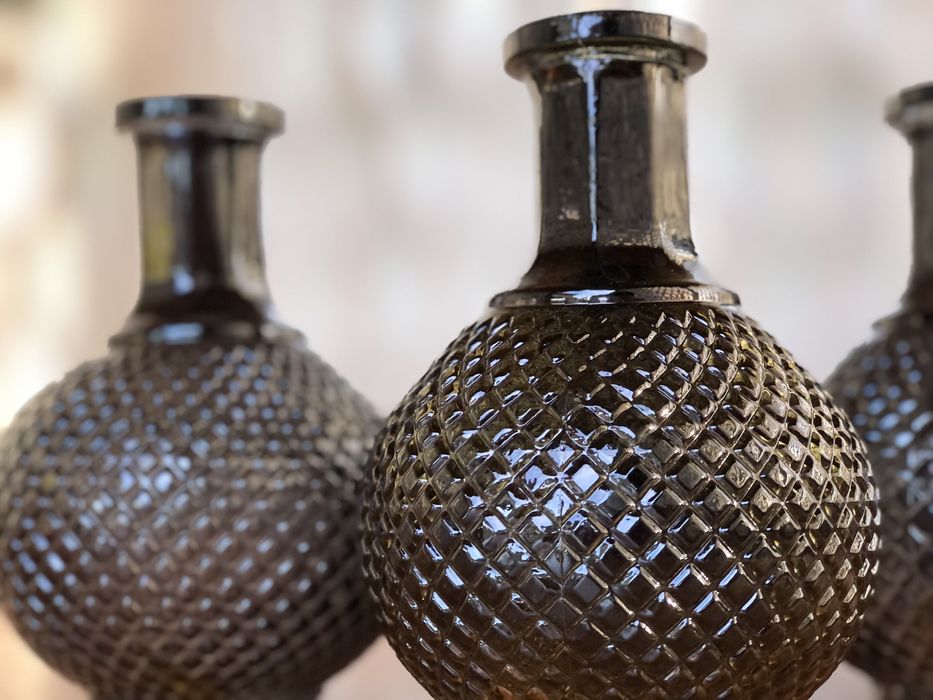 Ваза  ажурна чорна