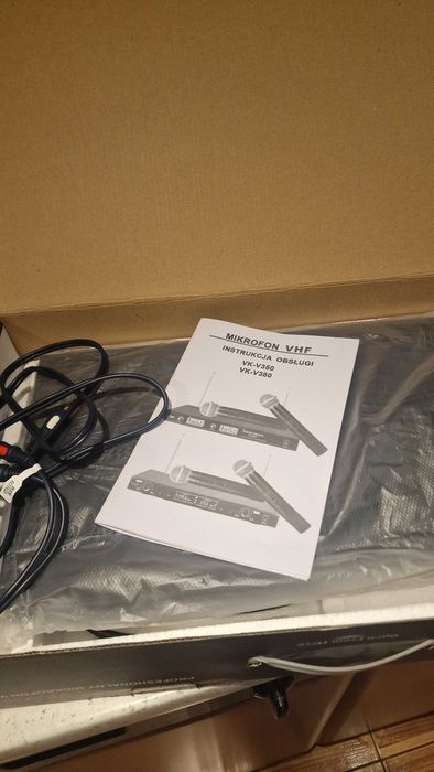 Zestaw mikrofonów bezprzewodowych