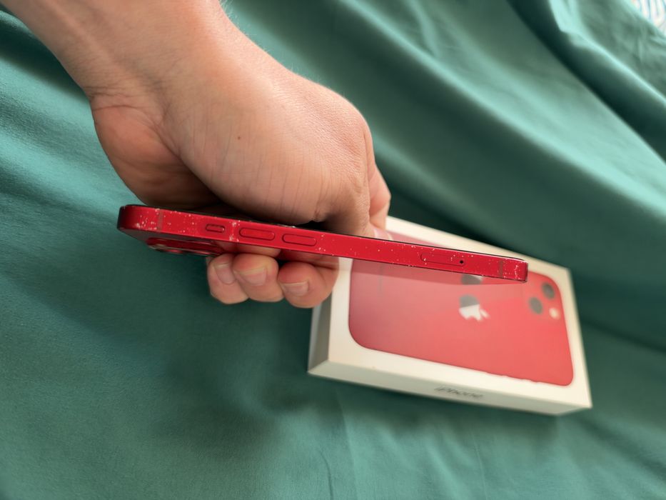 Iphone 13 red sprawny nie popękany