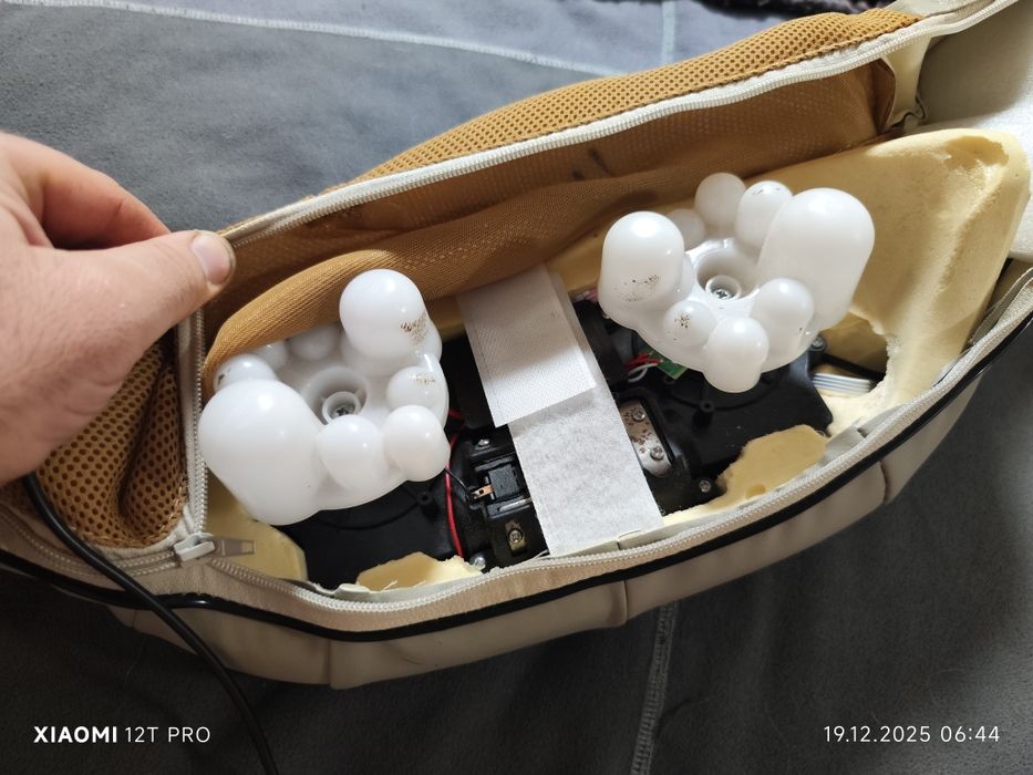 Продам Массажер Neck kneading (6 режимов) для шеи и спины