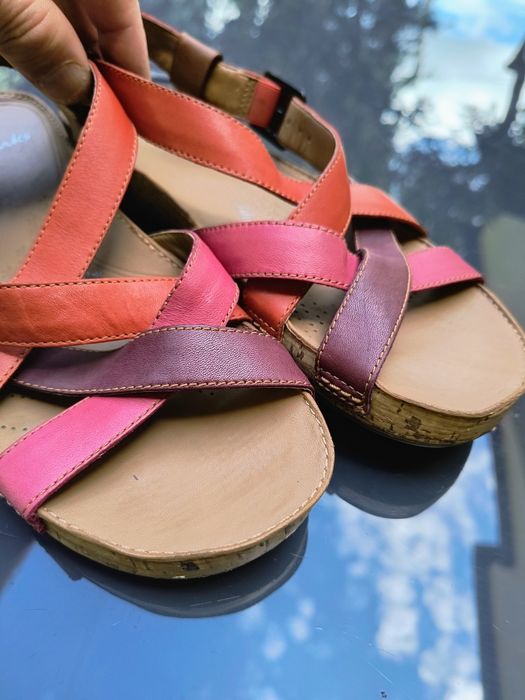 Sandały damskie skórzane Clarks rozmiar 37.