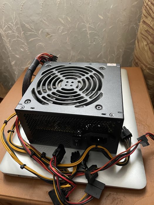 Блок живлення de 600