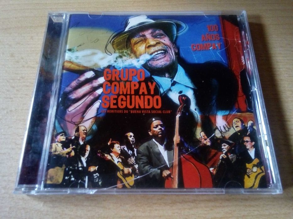 GRUPO COMPAY SEGUNDO - 100 Años Compay ( 2010 )